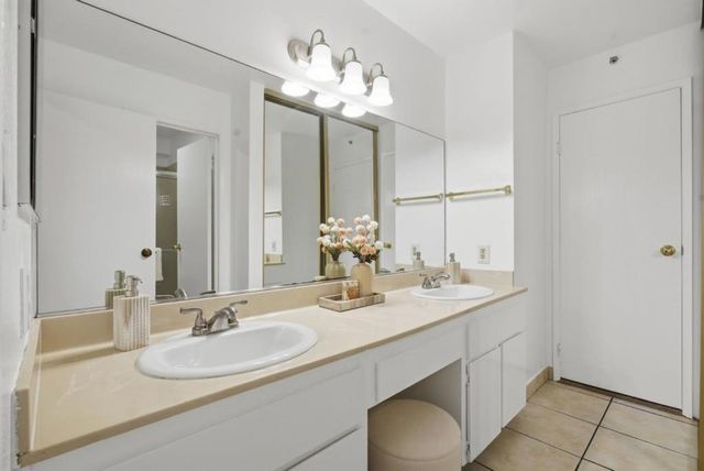 332 Philip Drive 101, Daly City, CA 94015