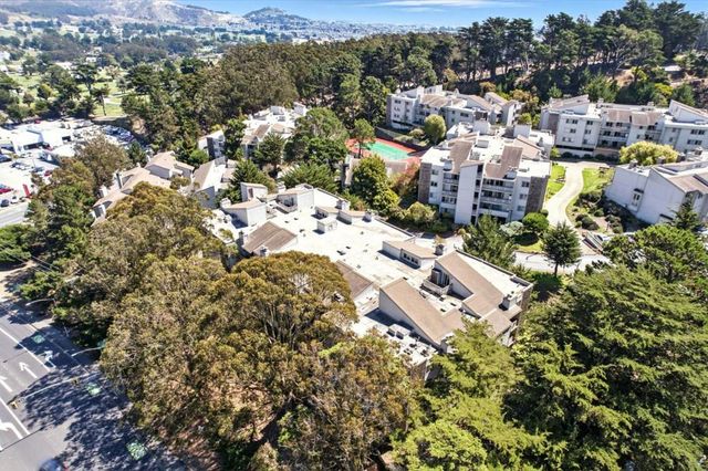 332 Philip Drive 101, Daly City, CA 94015