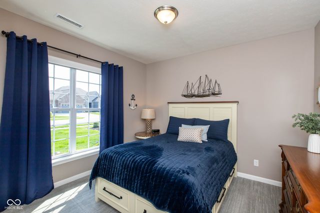 4220 Backstretch Lane, Bargersville, IN 46106