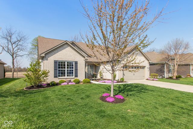 4220 Backstretch Lane, Bargersville, IN 46106