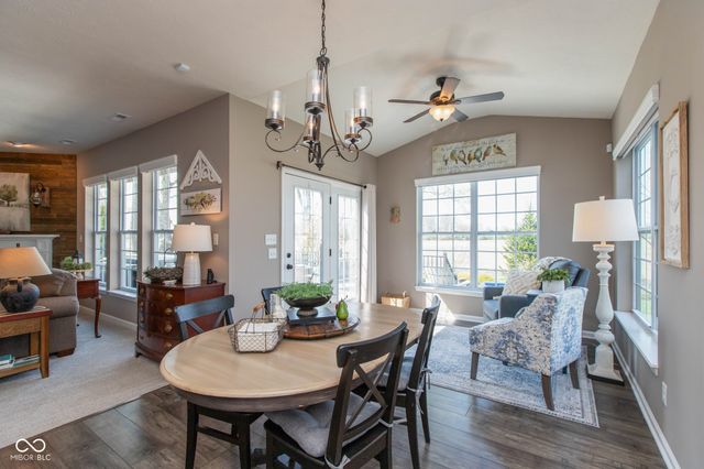 4220 Backstretch Lane, Bargersville, IN 46106