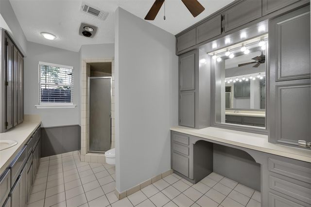 27121 Wells Lane, Oak Ridge North, TX 77385