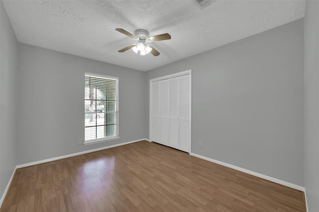 27121 Wells Lane, Oak Ridge North, TX 77385