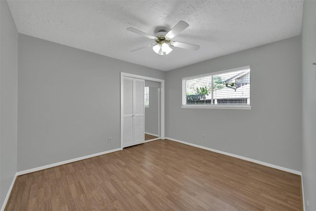 27121 Wells Lane, Oak Ridge North, TX 77385