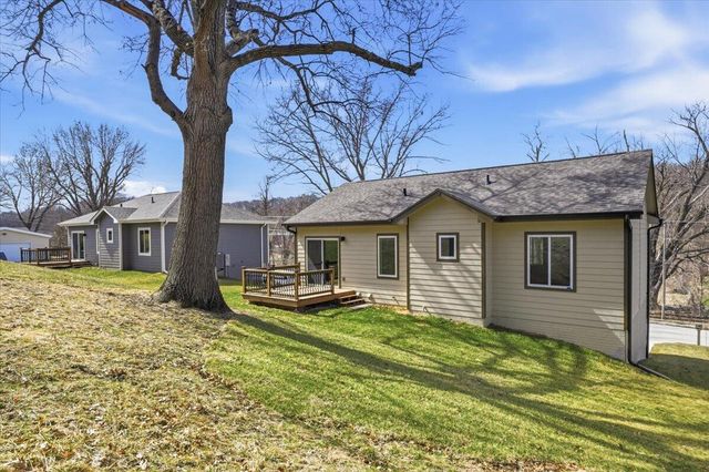 2407 N BROADWAY Street, Council Bluffs, IA 51503