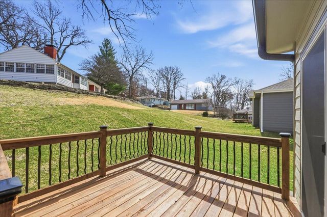 2407 N BROADWAY Street, Council Bluffs, IA 51503