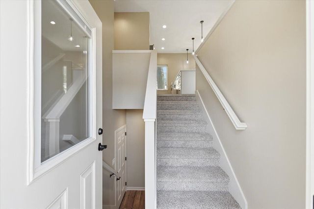 2407 N BROADWAY Street, Council Bluffs, IA 51503