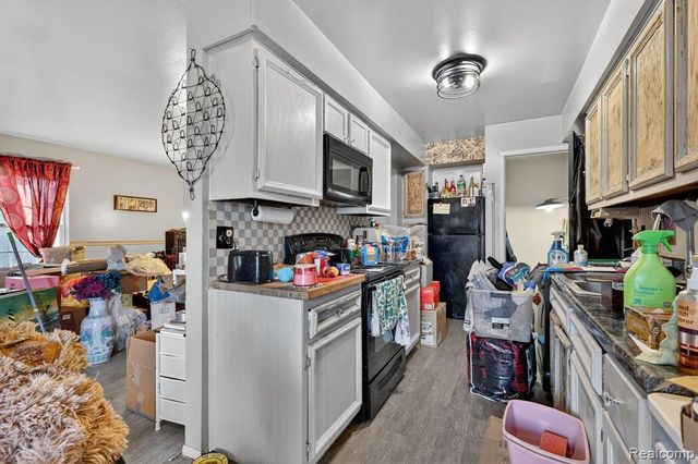 24145 Meadowbridge Drive 79, Clinton Township, MI 48035