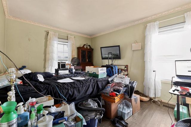 24145 Meadowbridge Drive 79, Clinton Township, MI 48035