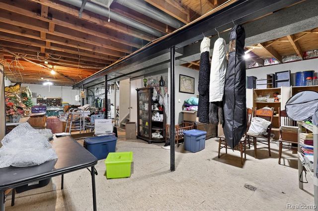 24145 Meadowbridge Drive 79, Clinton Township, MI 48035