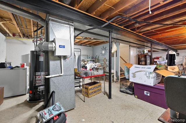 24145 Meadowbridge Drive 79, Clinton Township, MI 48035