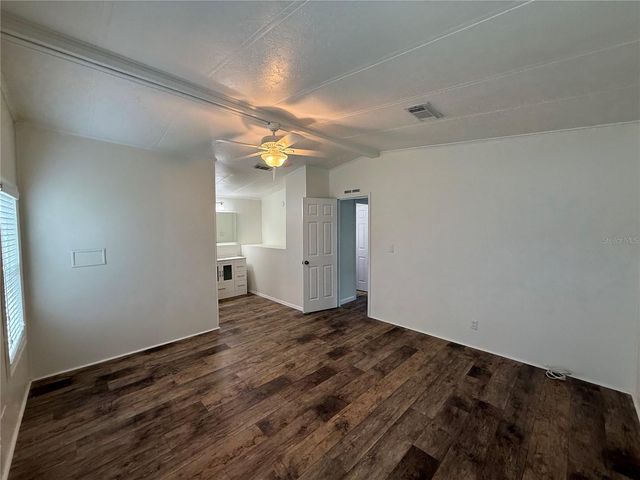 8 ROBIN ROAD, Wildwood, FL 34785