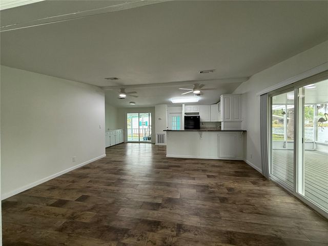 8 ROBIN ROAD, Wildwood, FL 34785