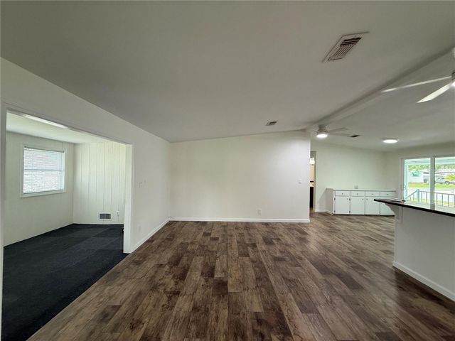 8 ROBIN ROAD, Wildwood, FL 34785