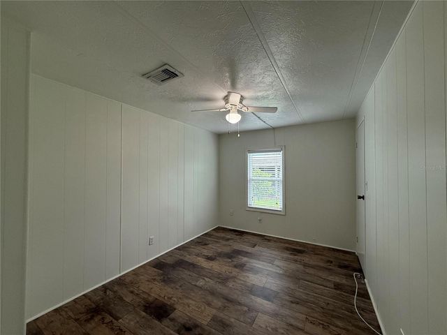 8 ROBIN ROAD, Wildwood, FL 34785
