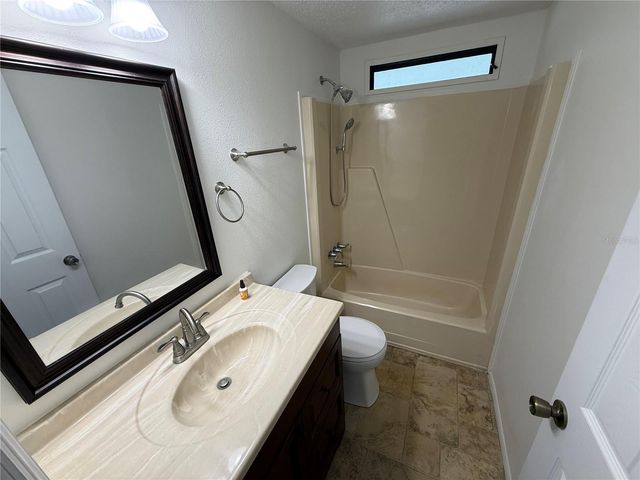 8 ROBIN ROAD, Wildwood, FL 34785