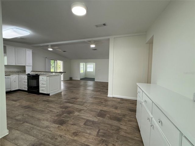 8 ROBIN ROAD, Wildwood, FL 34785