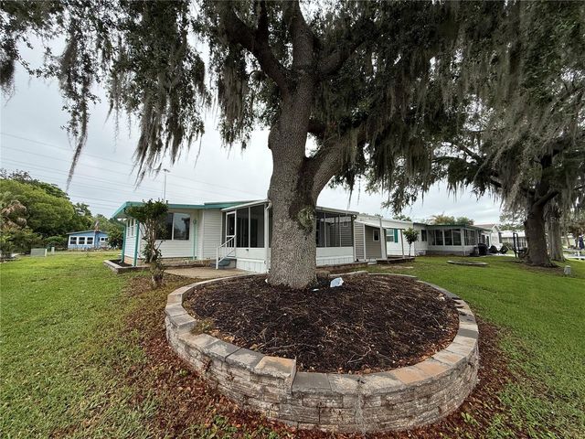8 ROBIN ROAD, Wildwood, FL 34785