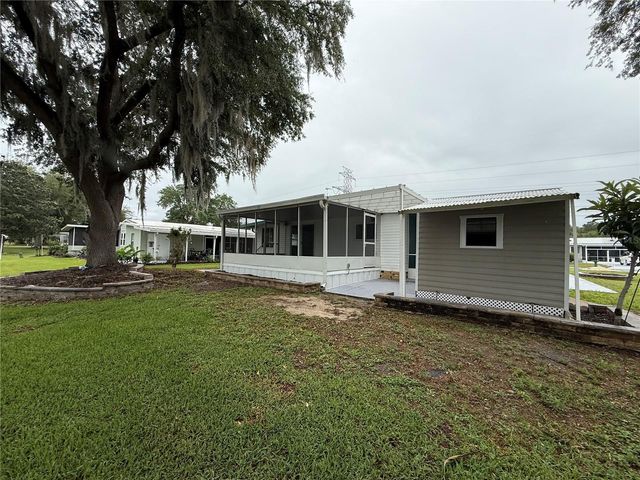 8 ROBIN ROAD, Wildwood, FL 34785