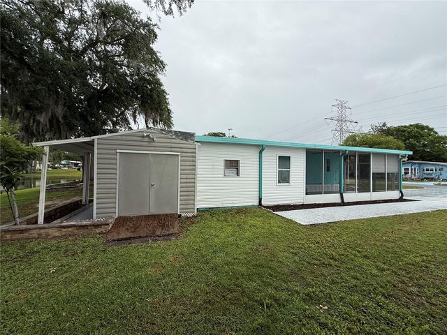 8 ROBIN ROAD, Wildwood, FL 34785