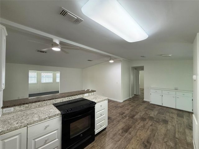 8 ROBIN ROAD, Wildwood, FL 34785