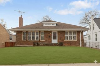 556 Orchard Court, Des Plaines, IL 60016