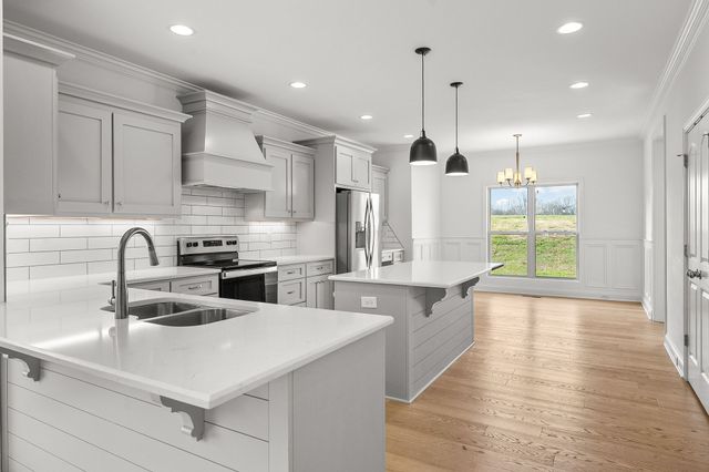 804 Jersey Dr, Clarksville, TN 37043