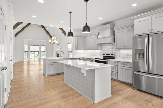 804 Jersey Dr, Clarksville, TN 37043