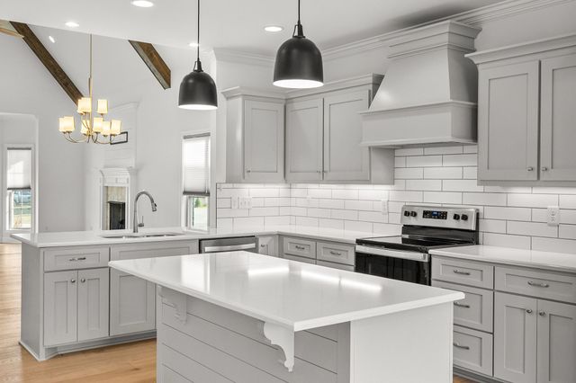 804 Jersey Dr, Clarksville, TN 37043