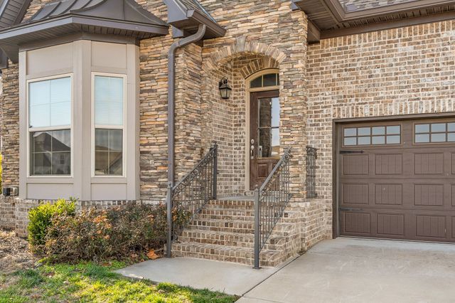 804 Jersey Dr, Clarksville, TN 37043