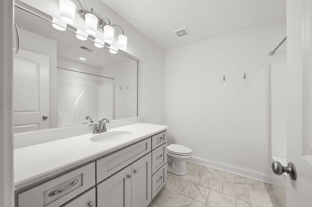 804 Jersey Dr, Clarksville, TN 37043