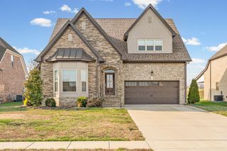 804 Jersey Dr, Clarksville, TN 37043