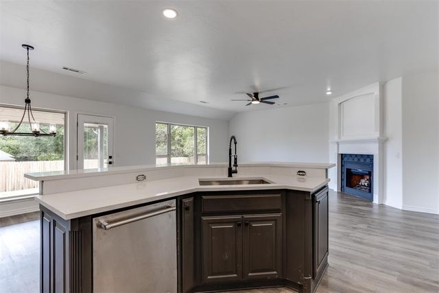 2505 Sutton Court, Shawnee, OK 74804