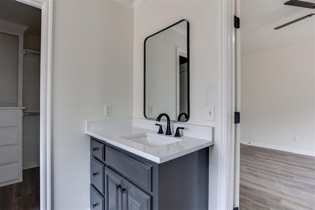 2505 Sutton Court, Shawnee, OK 74804