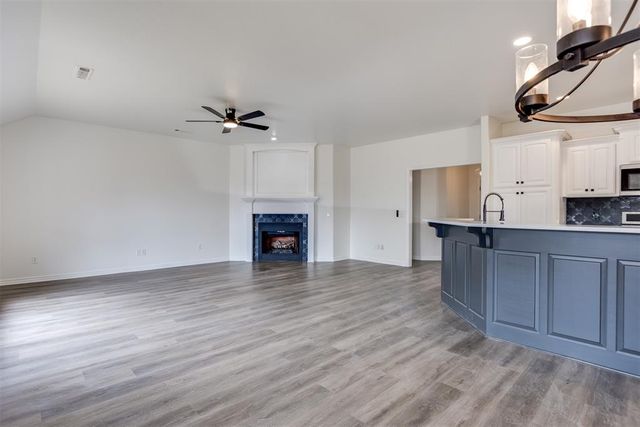 2505 Sutton Court, Shawnee, OK 74804