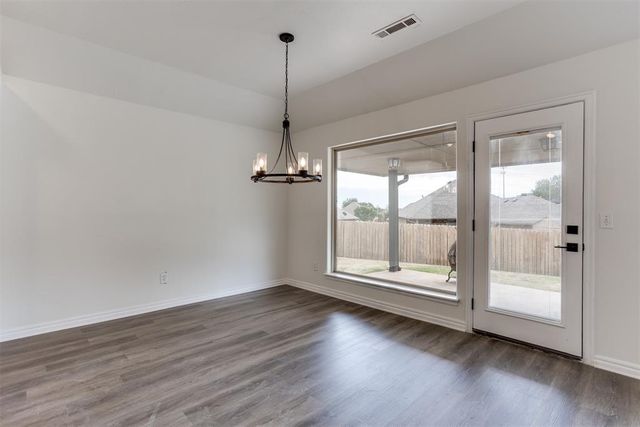 2505 Sutton Court, Shawnee, OK 74804