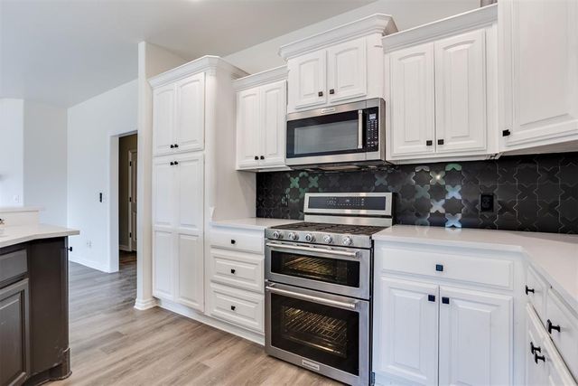 2505 Sutton Court, Shawnee, OK 74804