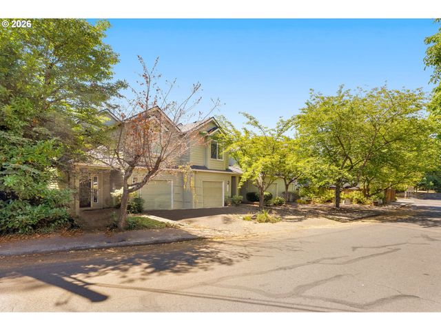 4220 Ne SIMPSON Ct, Portland, OR 97218