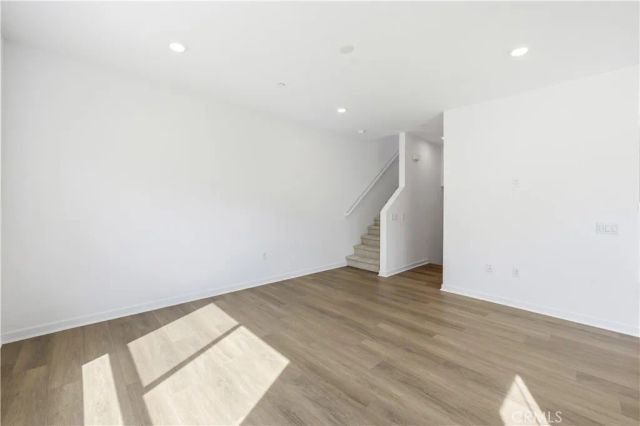 9427 N Sepulveda Blvd. 5, North Hills, CA 91343