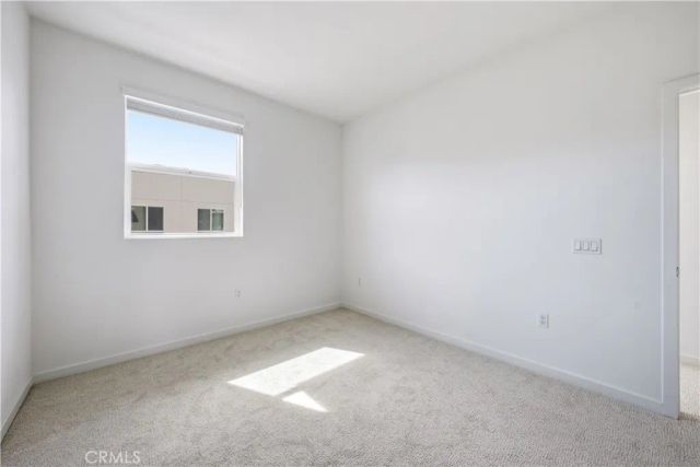 9427 N Sepulveda Blvd. 5, North Hills, CA 91343