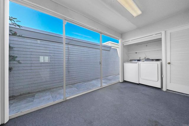 415 E Avenida Granada, Palm Springs, CA 92264