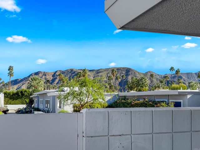 415 E Avenida Granada, Palm Springs, CA 92264