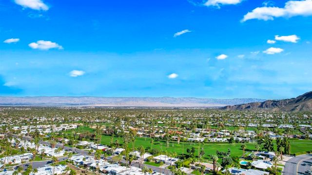 415 E Avenida Granada, Palm Springs, CA 92264