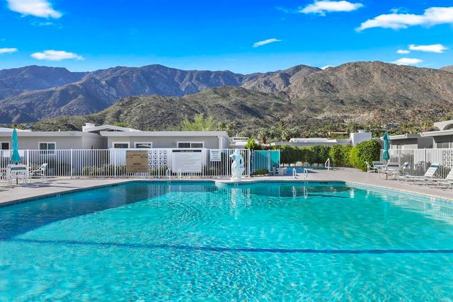 415 E Avenida Granada, Palm Springs, CA 92264