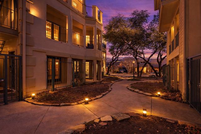 3105 San Jacinto Street 208, Dallas, TX 75204