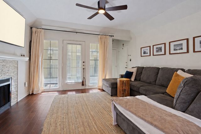 3105 San Jacinto Street 208, Dallas, TX 75204