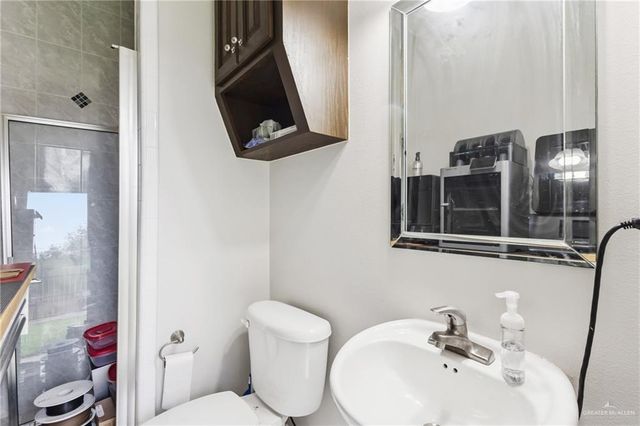 2104 Dove Street, Mission, TX 78572