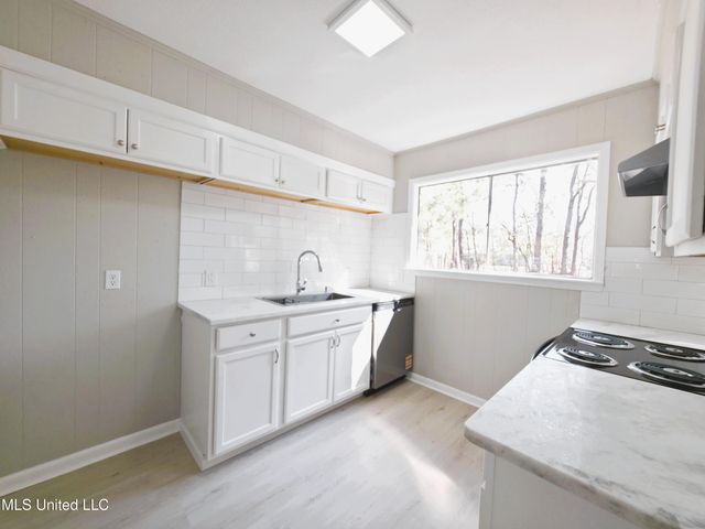 2408 Southern Drive, Gautier, MS 39553