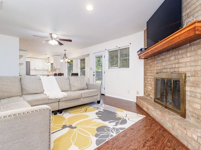 2402 14th Street, Brownwood, TX 76801