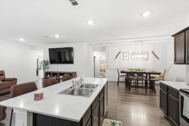 1520 Skyline Drive, Denton, TX 76207